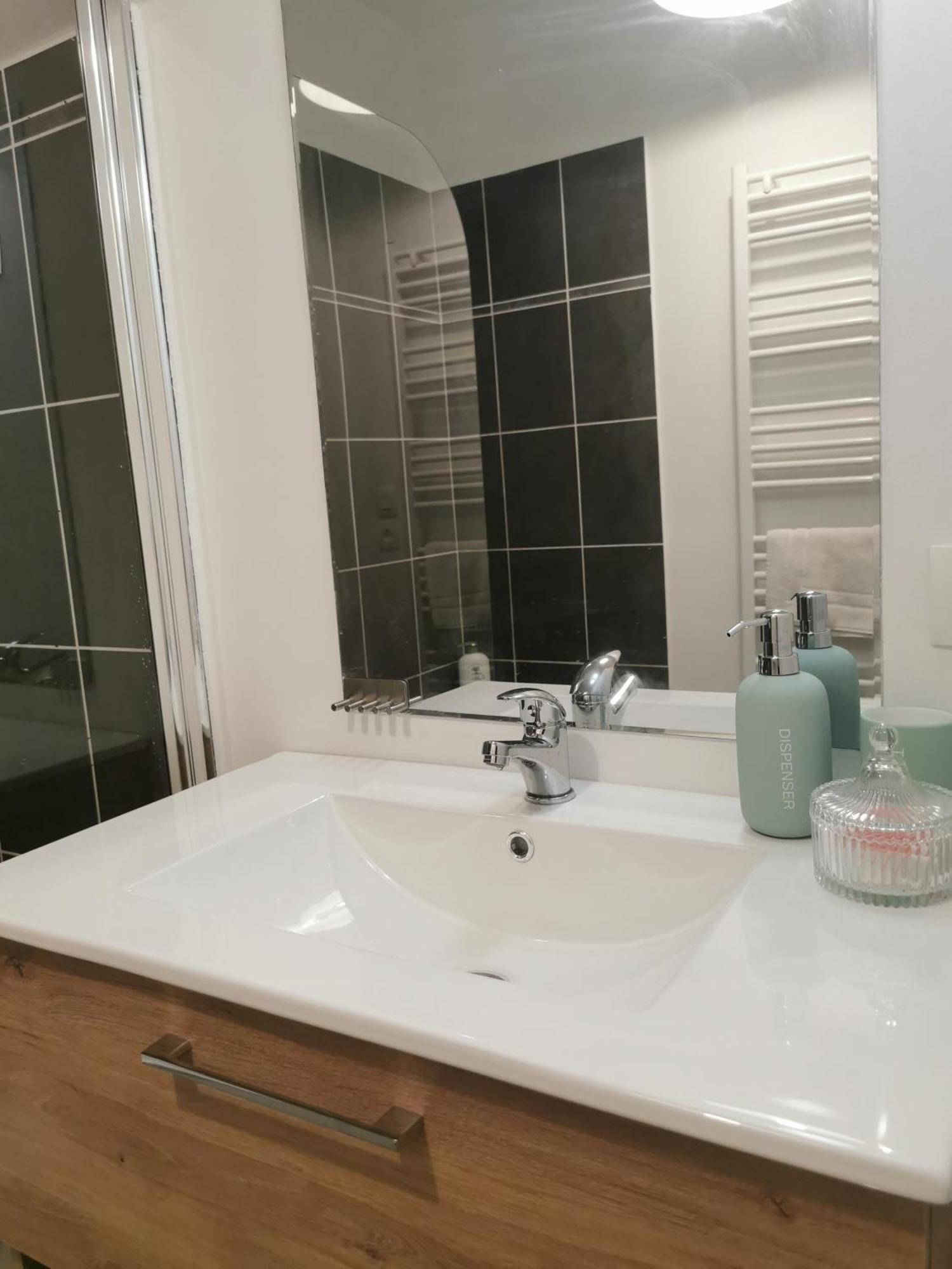 La Maison Olivia La Rivière-Saint-Sauveur Extérieur photo